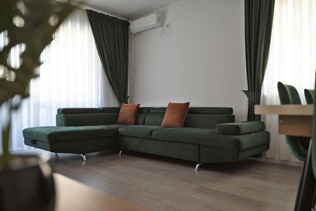 Eliza'S Apartment By Oasis Homes Oradea Zewnętrze zdjęcie