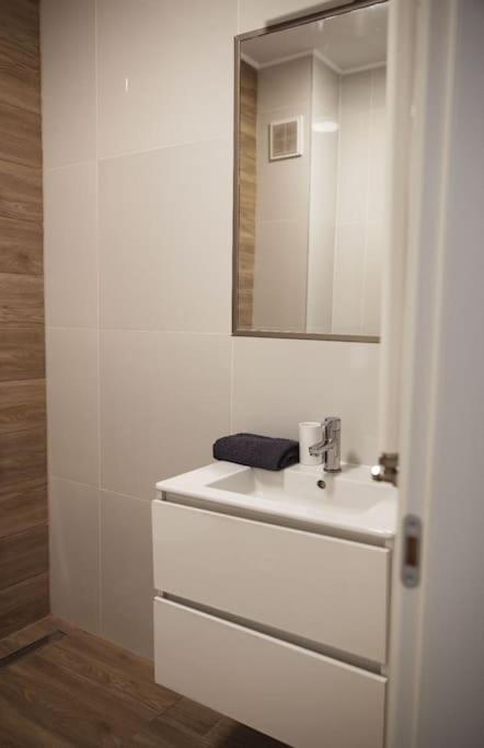 Eliza'S Apartment By Oasis Homes Oradea Zewnętrze zdjęcie