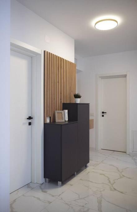 Eliza'S Apartment By Oasis Homes Oradea Zewnętrze zdjęcie