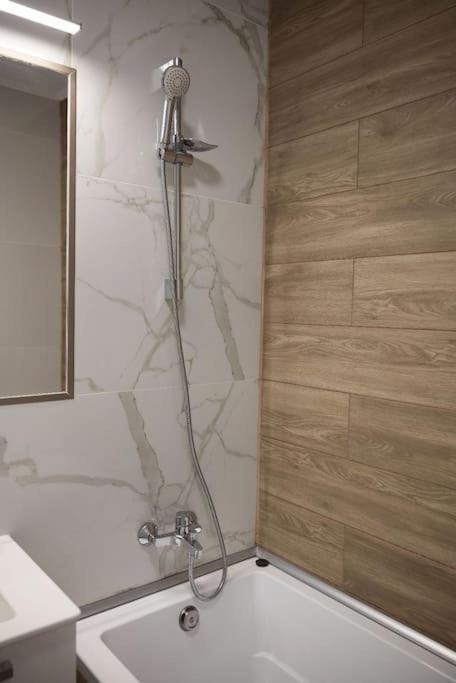 Eliza'S Apartment By Oasis Homes Oradea Zewnętrze zdjęcie